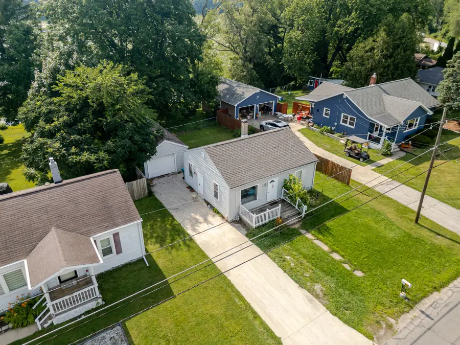 906 Park Street, La Porte, IN 46350 - #2