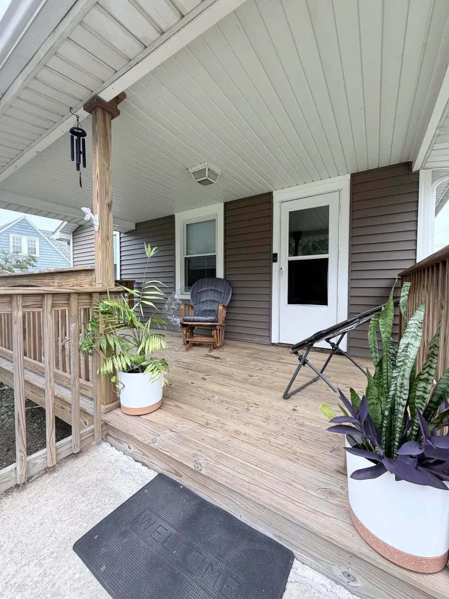 213 S Connecticut Street, Hobart, IN 46342 - #3