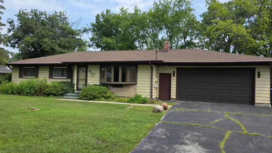 515 W 77th Avenue, Dyer, IN 46311 - #2
