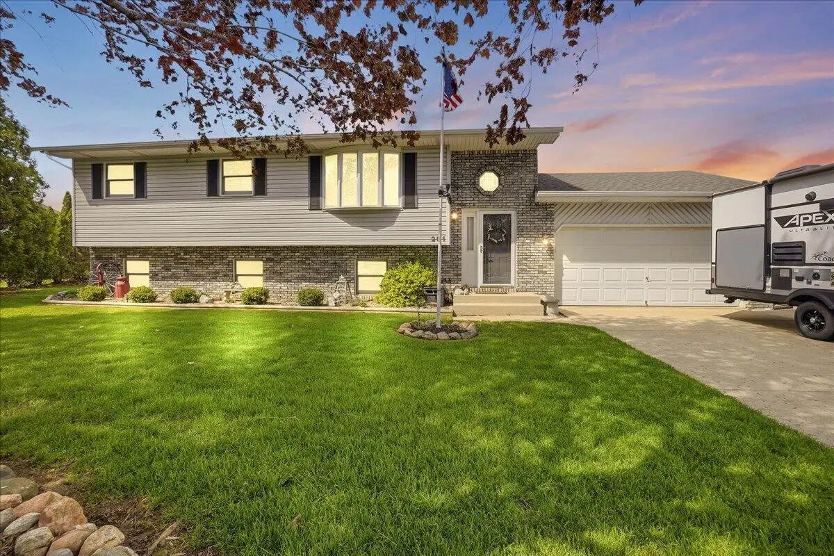 291 Streamwood Drive, Valparaiso, IN 46383 - #1