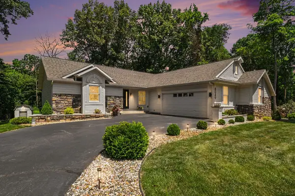 8049 W Applewood Drive, La Porte, IN 46350