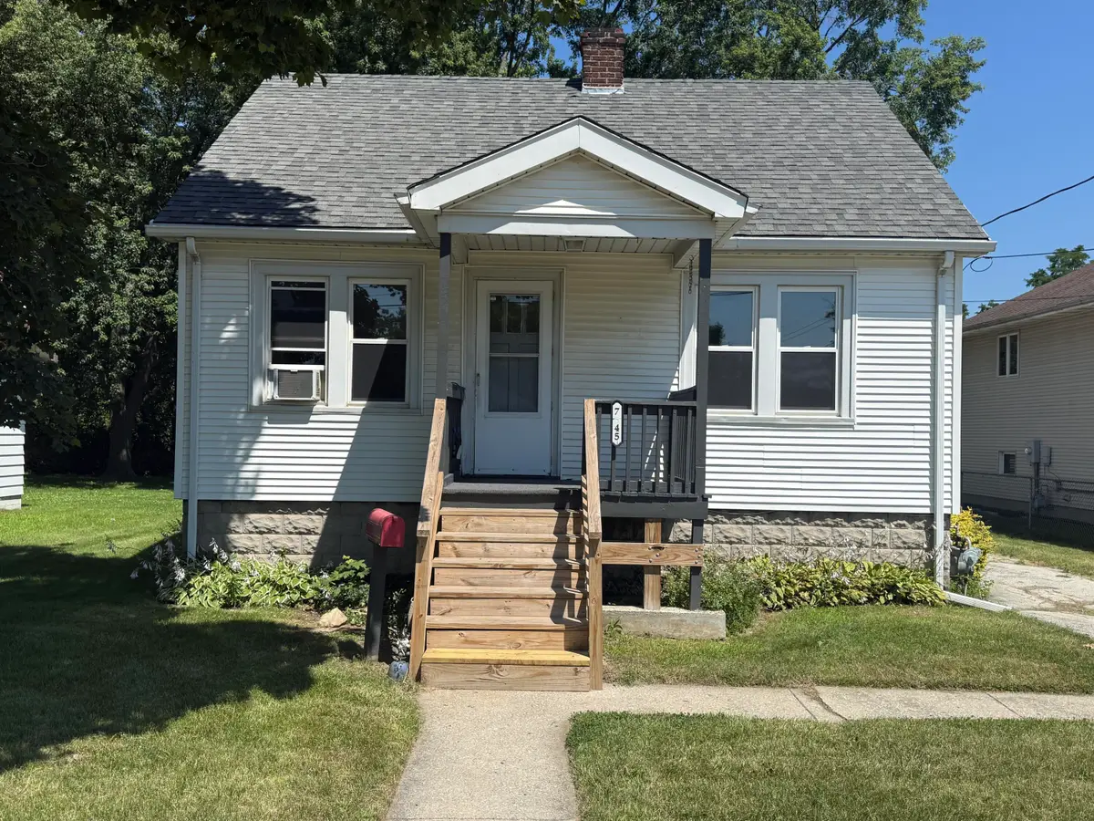7545 New Hampshire Avenue, Hammond, IN 46323 - #1