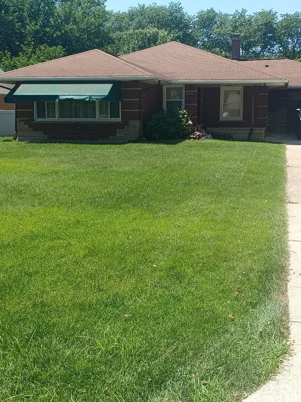 8246 Northcote Avenue, Munster, IN 46321