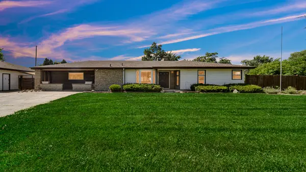 1213 River Drive, Munster, IN 46321