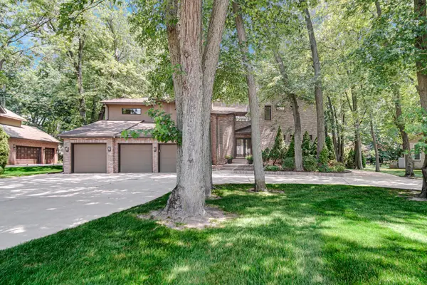 1316 Inverness Lane, Schererville, IN 46375