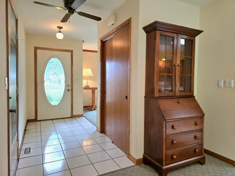 1629 Almond Street Sw, Demotte, IN 46310 - #2
