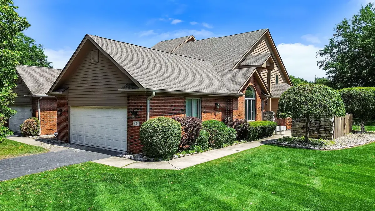 944 Cornwallis Lane, Munster, IN 46321 - #1