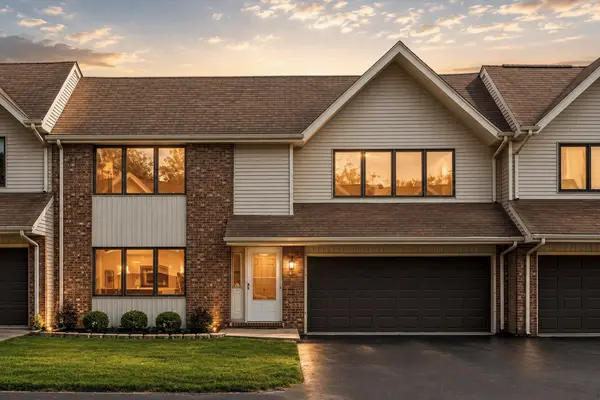 2111 Dorchester Lane #B, Schererville, IN 46375