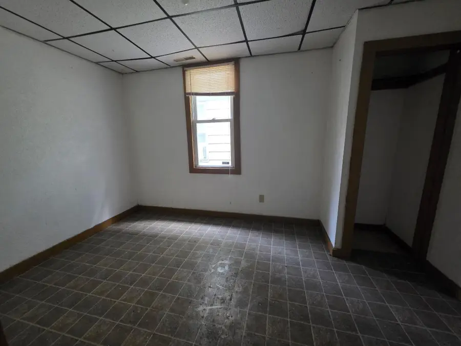 4828 Mccook Avenue, East Chicago, IN 46312 - #3