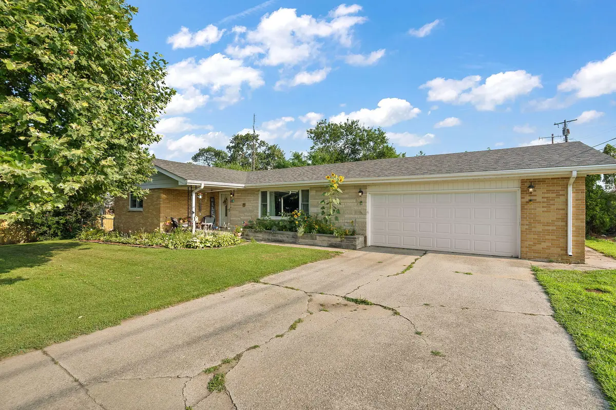 124 6th Avenue Nw, Demotte, IN 46310 - #1