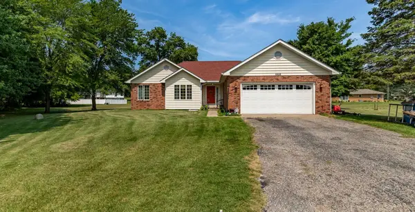 6996 Prairieview Court, DeMotte, IN 46310