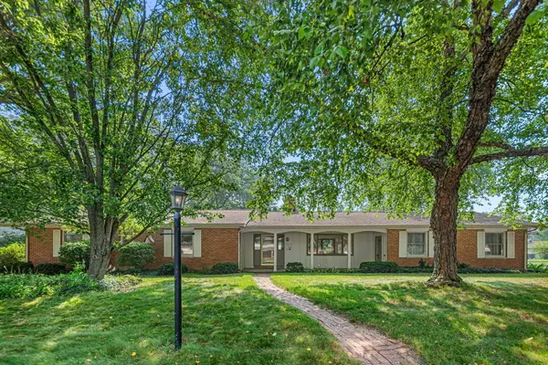 3702 Harmony Court, Valparaiso, IN 46383