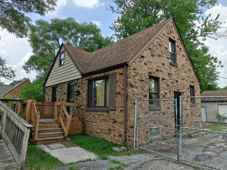 840 E 44th Place, Gary, IN 46409 - #2