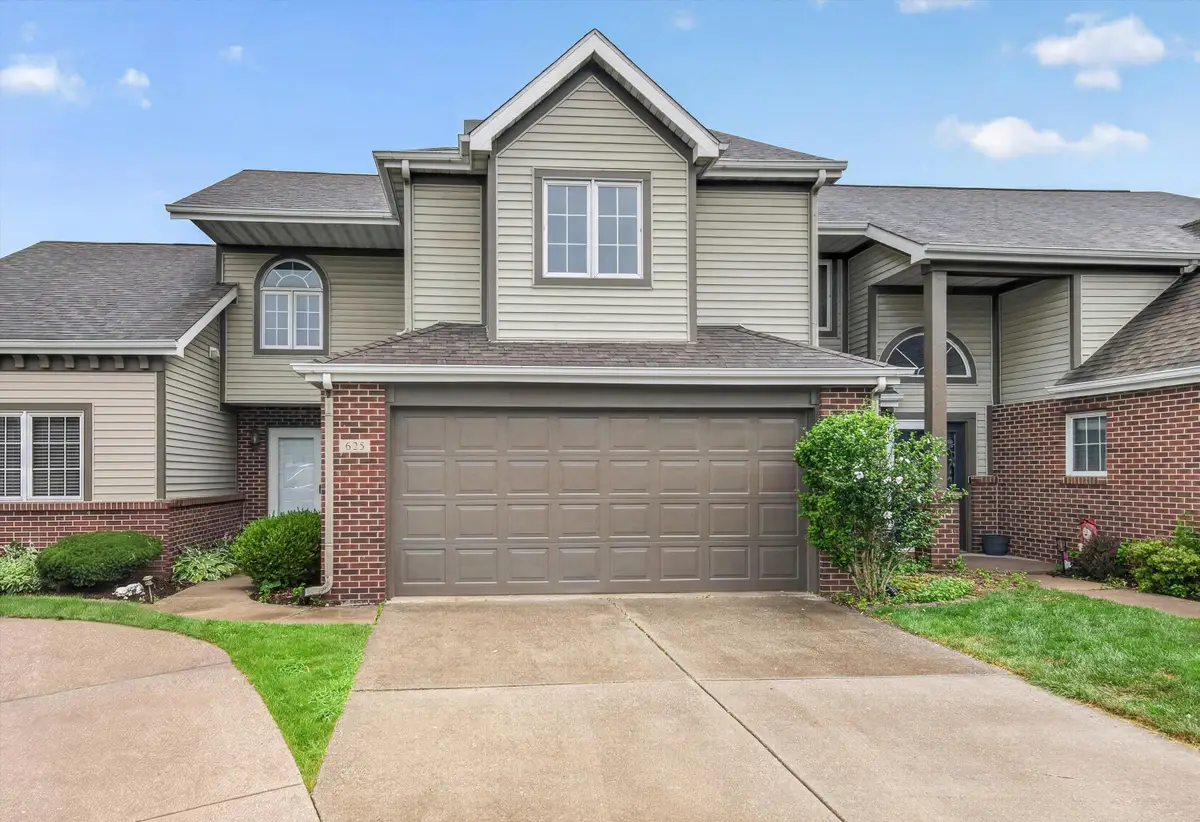 625 W 93rd Court, Crown Point, IN 46307 - #1
