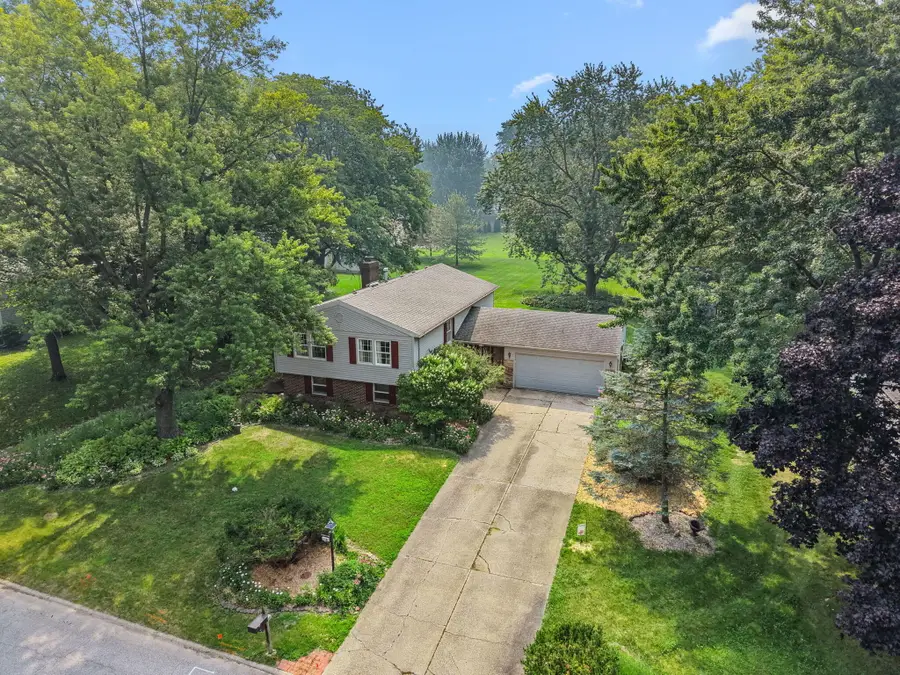 110 Fordwick Lane, Valparaiso, IN 46383 - #2