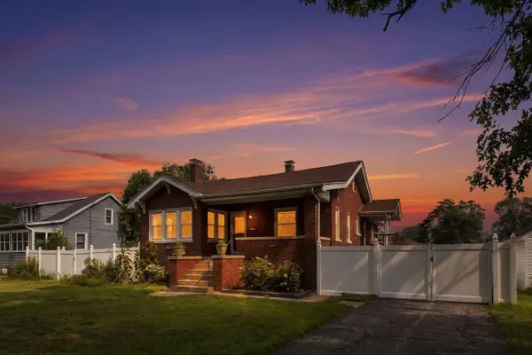 3541 Ridge Road, Highland, IN 46322