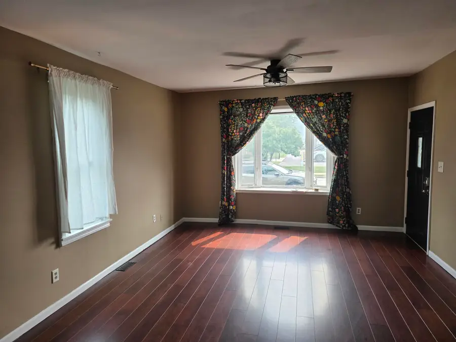 107 Francis Street, Chesterton, IN 46304 - #2