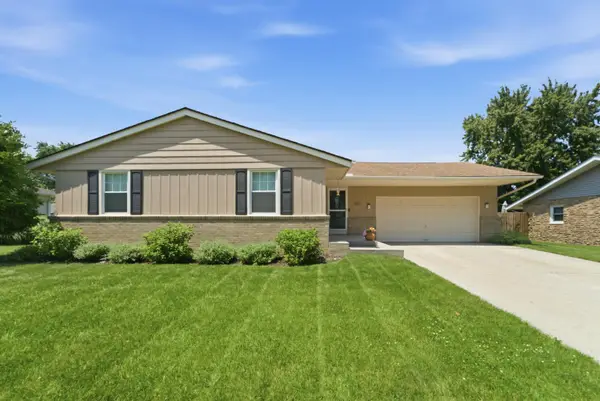 211 Cherokee Drive, Lowell, IN 46356