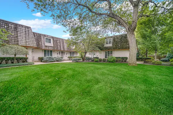 1330 Camellia Drive, Munster, IN 46321