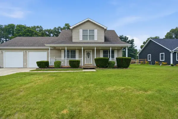 206 Ironwood Street Sw, DeMotte, IN 46310