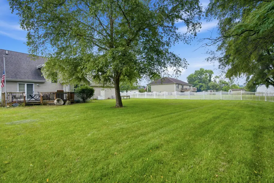 206 Ironwood Street Sw, Demotte, IN 46310 - #2