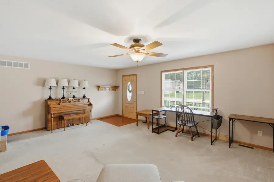 206 Ironwood Street Sw, Demotte, IN 46310 - #3