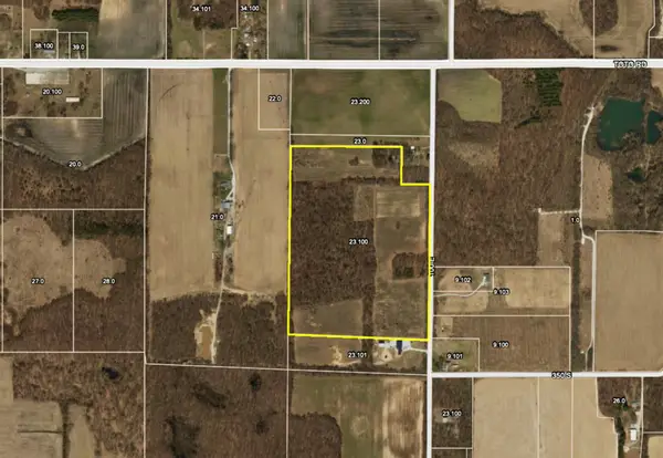 0 100 E, Knox, IN 46534