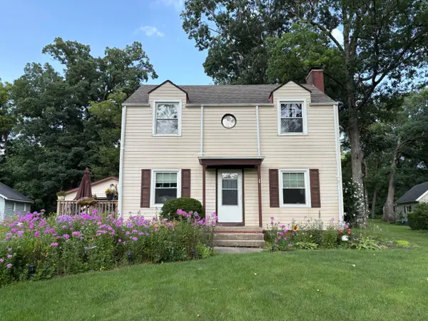 11 Indian Trail, Merrillville, IN 46410