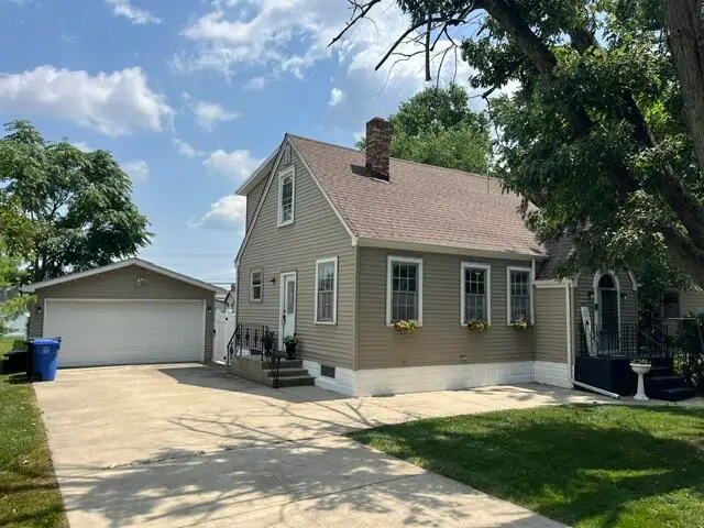 1213 Sycamore Street, Crown Point, IN 46307 - #3