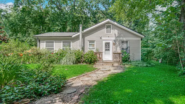 8948 N 500 E, Rolling Prairie, IN 46371