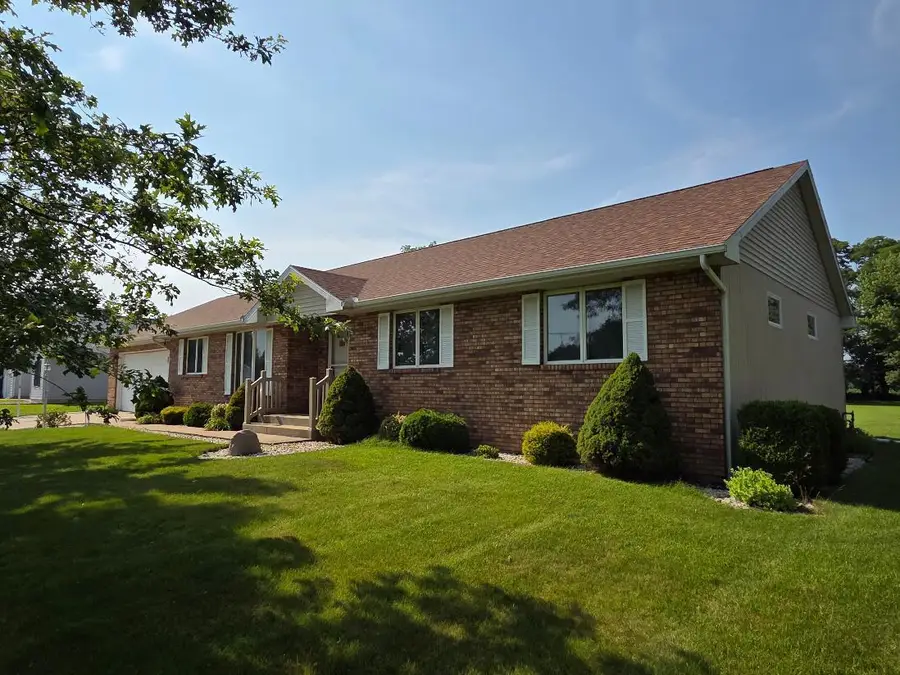 7177 E Grace Avenue, New Carlisle, IN 46552 - #3