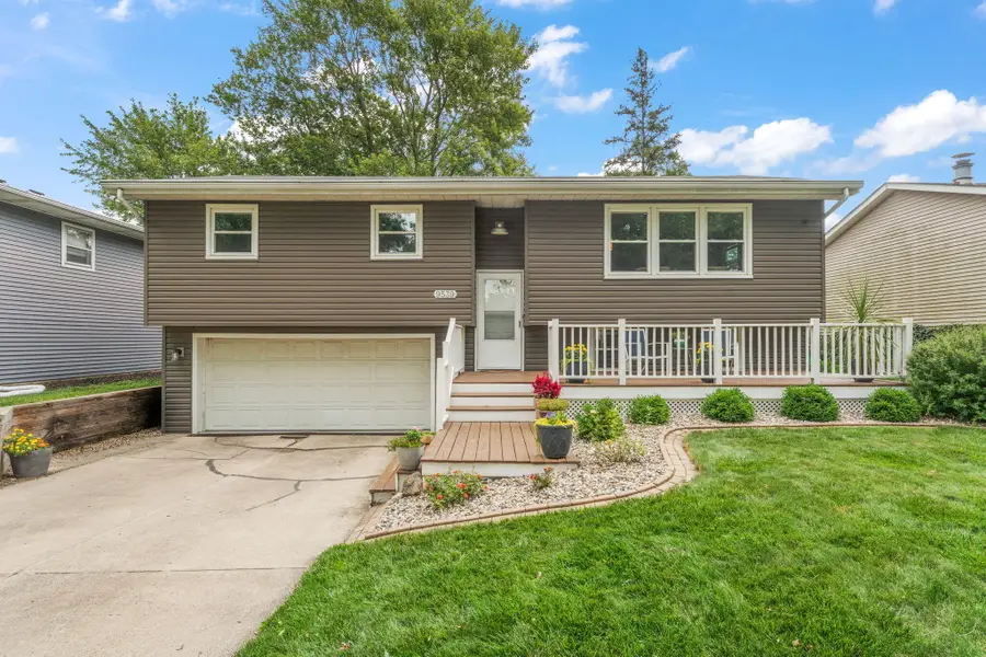 9539 Hawthorne Drive, Munster, IN 46321 - #2
