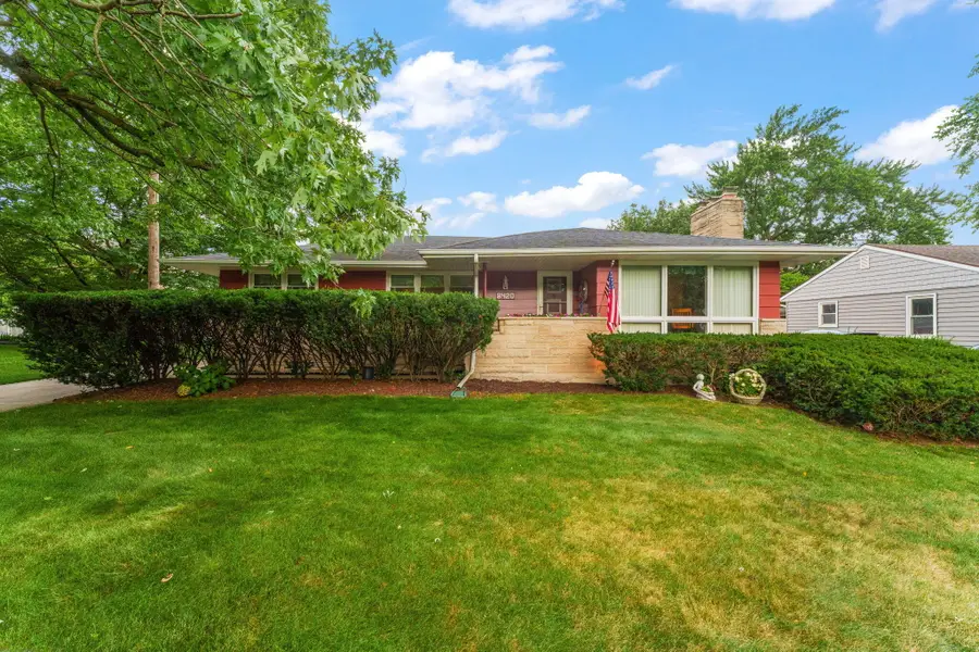 8420 Schreiber Drive, Munster, IN 46321 - #2