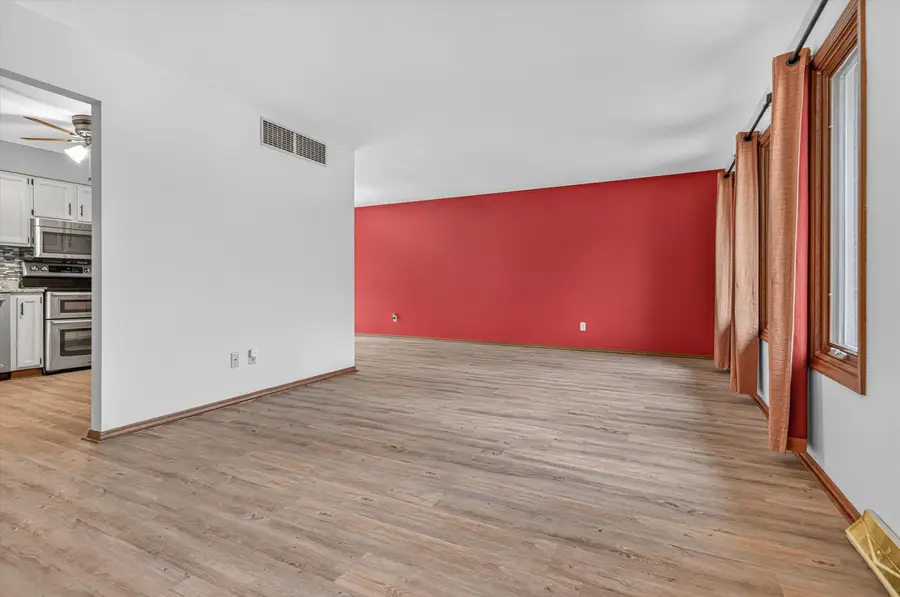 8832 Jefferson Court, Munster, IN 46321 - #2