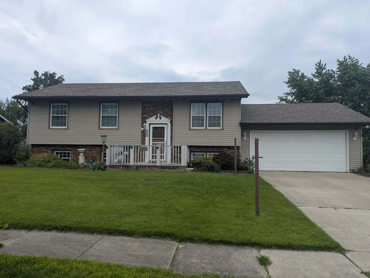 5724 W 177th Avenue, Lowell, IN 46356 - #1