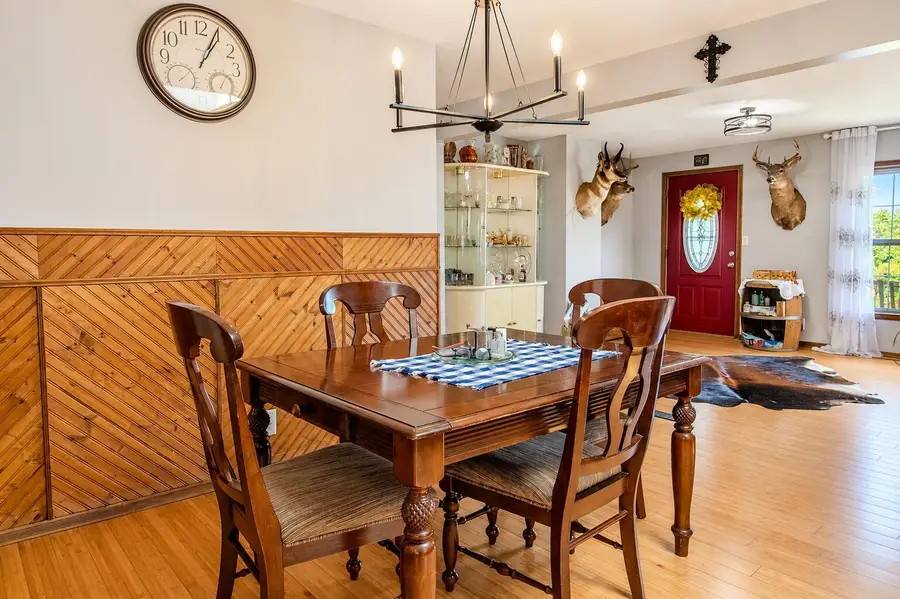 1202 W Pacific Avenue, Knox, IN 46534 - #3