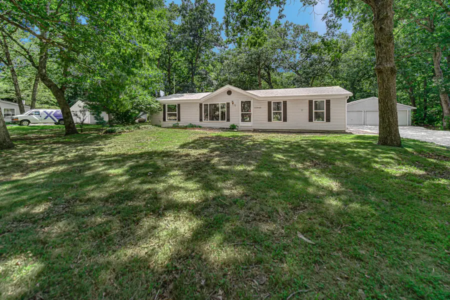 10848 Edgewood Drive, Demotte, IN 46310 - #2