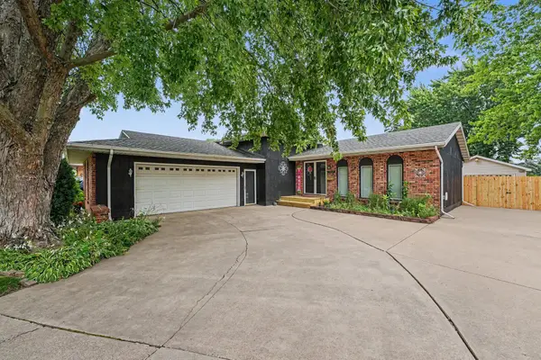 9425 Larch Drive, Munster, IN 46321
