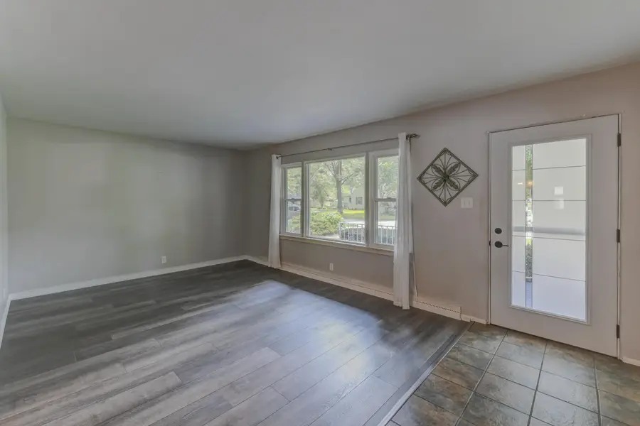 515 S Park Drive, Chesterton, IN 46304 - #3