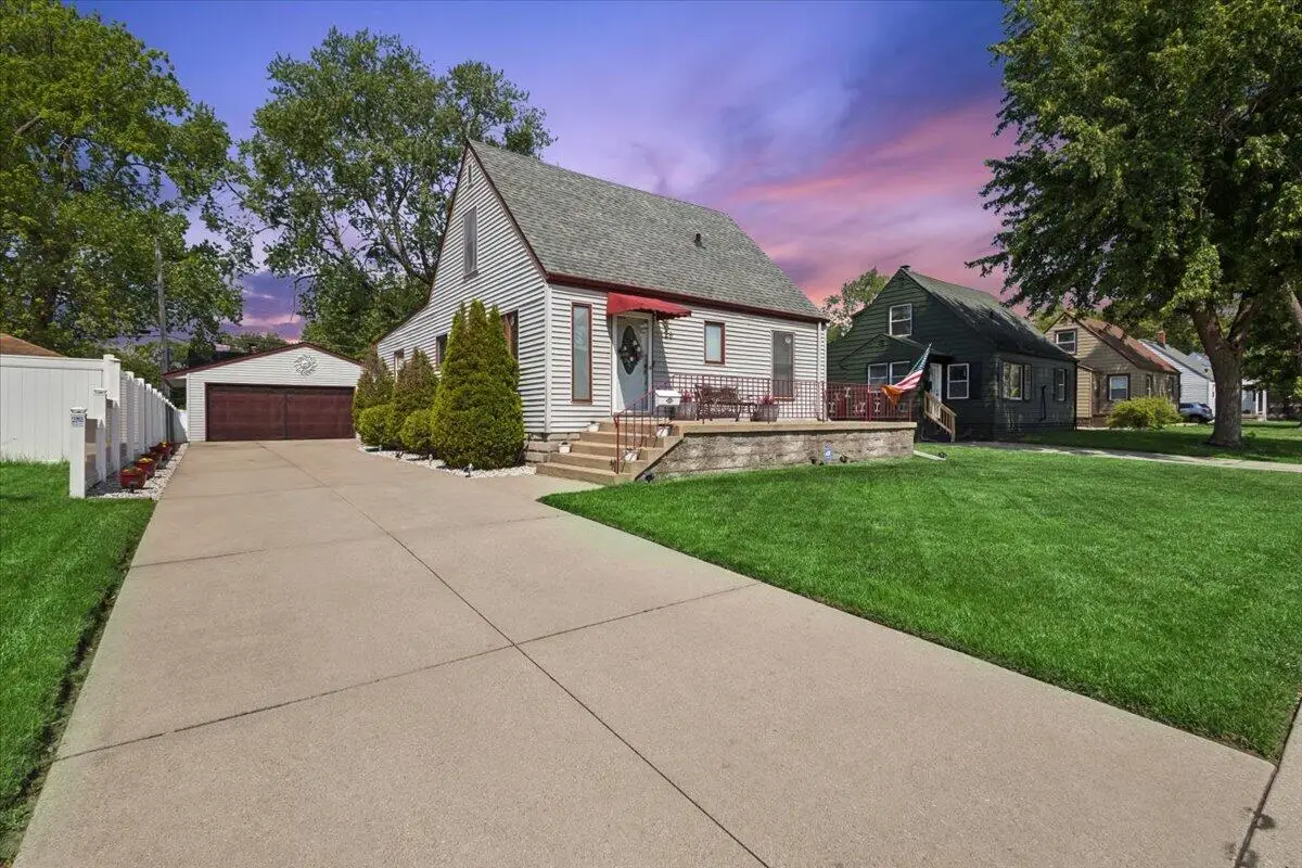 7126 Montana Avenue, Hammond, IN 46323 - #1
