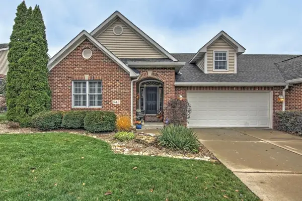 942 Ryan Court, Crown Point, IN 46307
