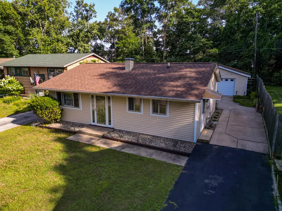 609 Washington Park Boulevard, Michigan City, IN 46360 - #2