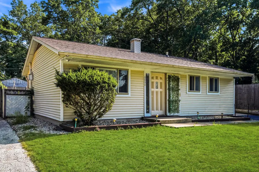 609 Washington Park Boulevard, Michigan City, IN 46360 - #3