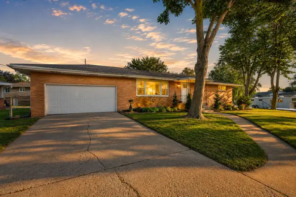 700 W 55th Avenue, Merrillville, IN 46410