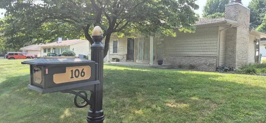 106 W 15th Street, La Porte, IN 46350 - #3