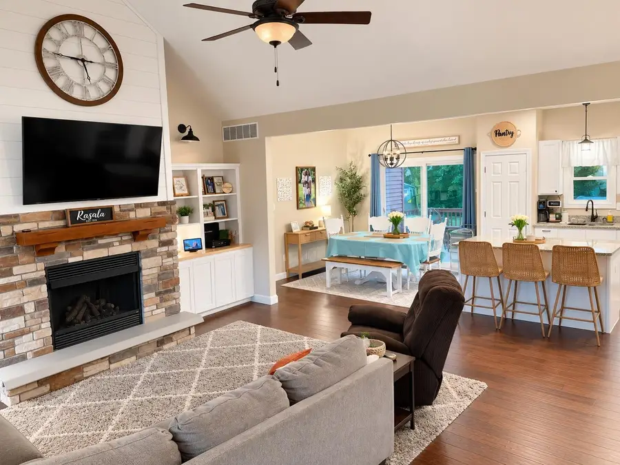 685 Coyote Trail, Kouts, IN 46347 - #2