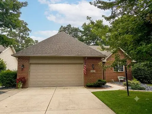 6941 Waxwing Circle, Hobart, IN 46342