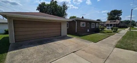 7203 Marshall Avenue, Hammond, IN 46323 - #2