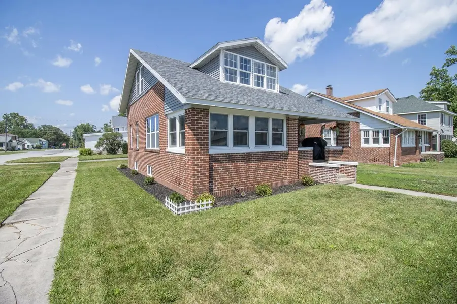 102 E Washington Street, Morocco, IN 47963 - #3