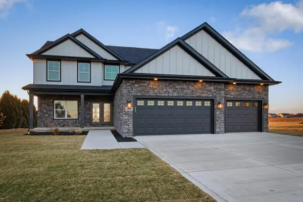 10138 Sentry Drive, St. John, IN 46373